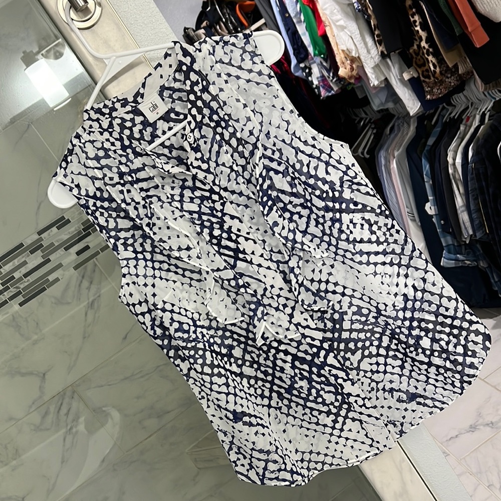 Cabi size: Medium blouse